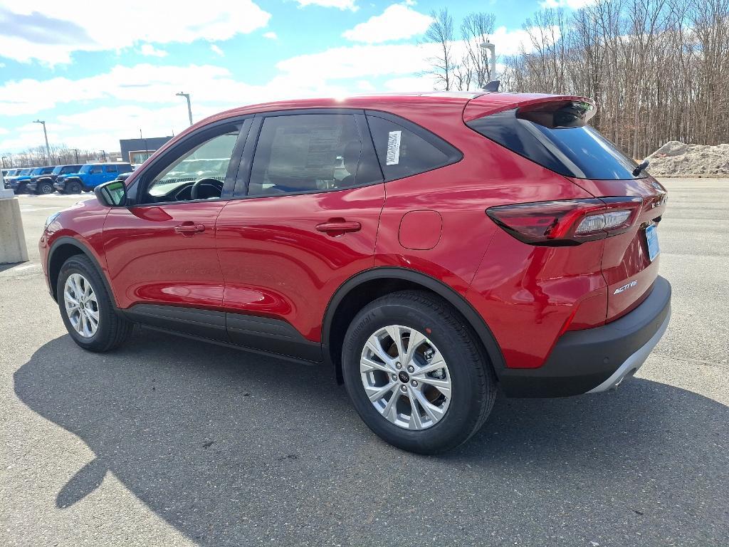 new 2025 Ford Escape car, priced at $31,581