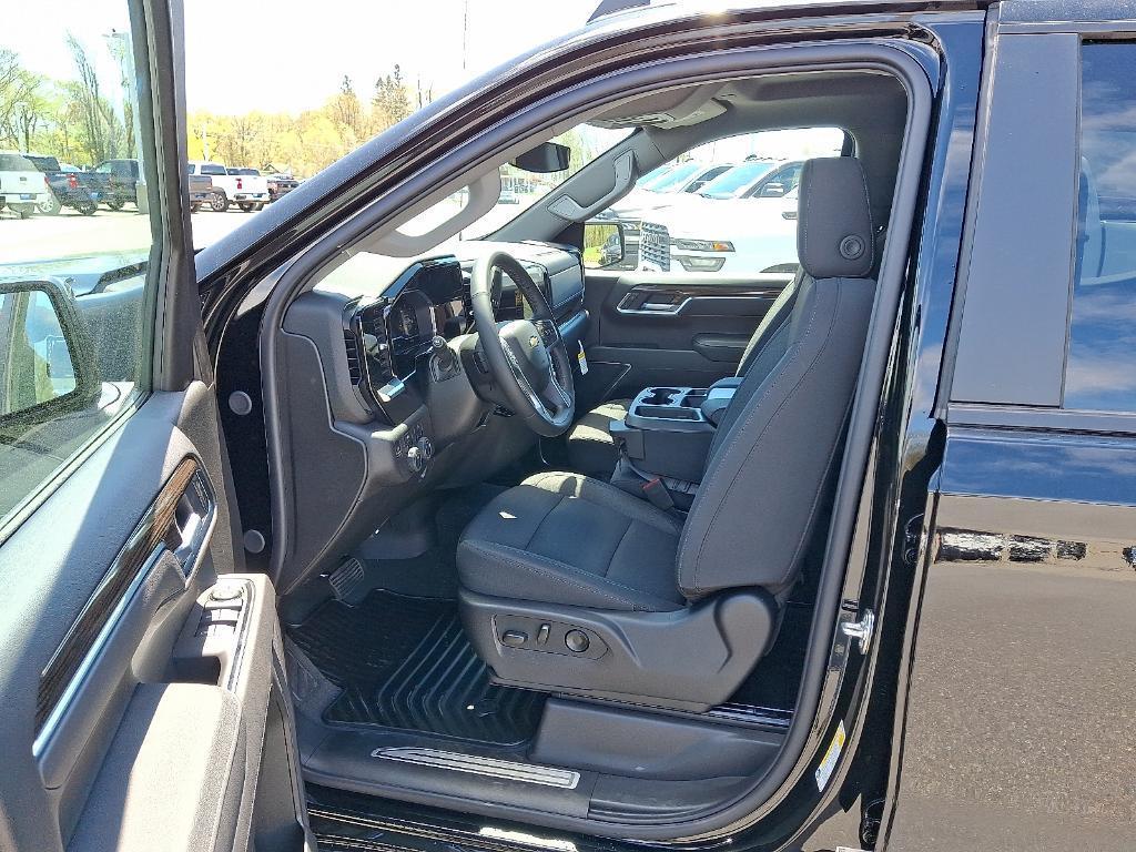 new 2025 Chevrolet Silverado 1500 car, priced at $54,945
