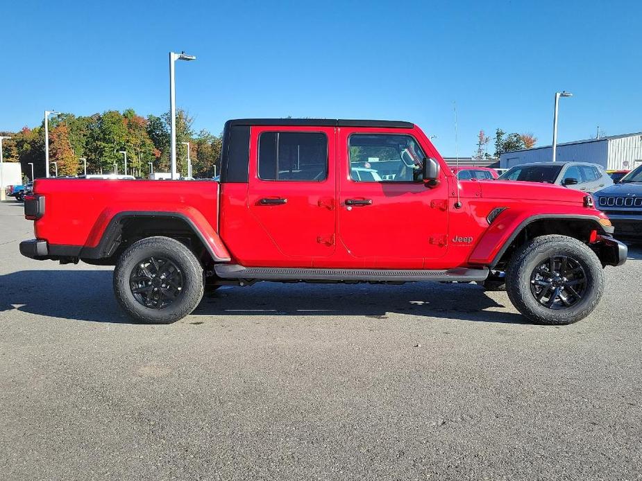 new 2023 Jeep Gladiator car, priced at $51,405