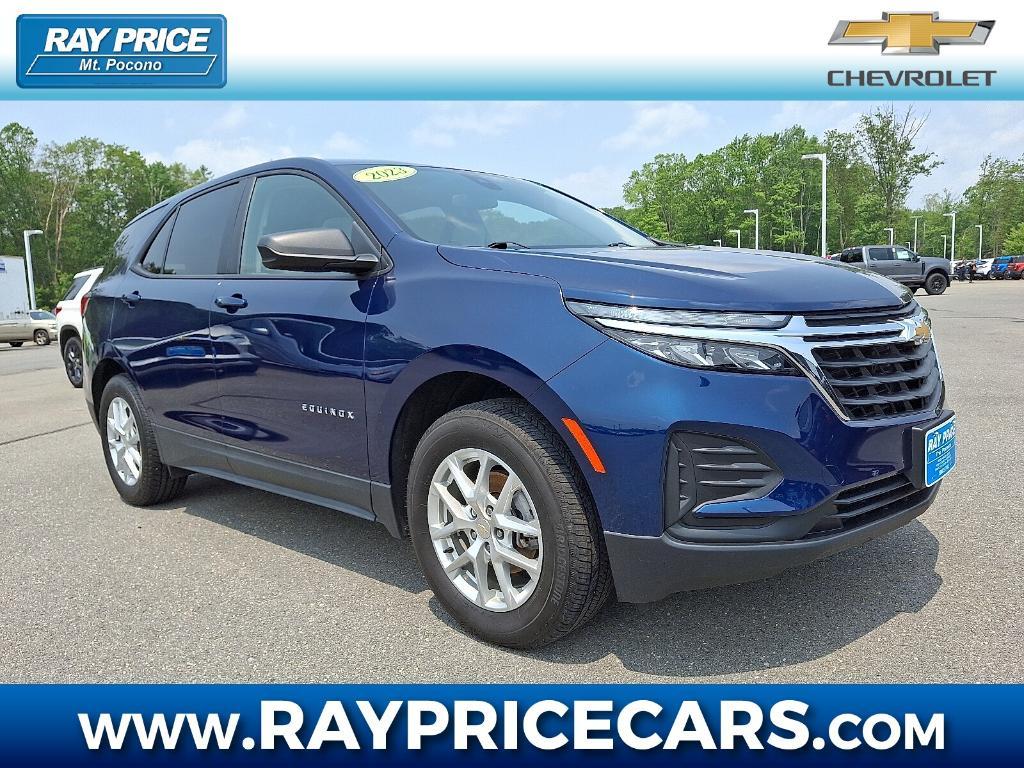 used 2023 Chevrolet Equinox car, priced at $22,737