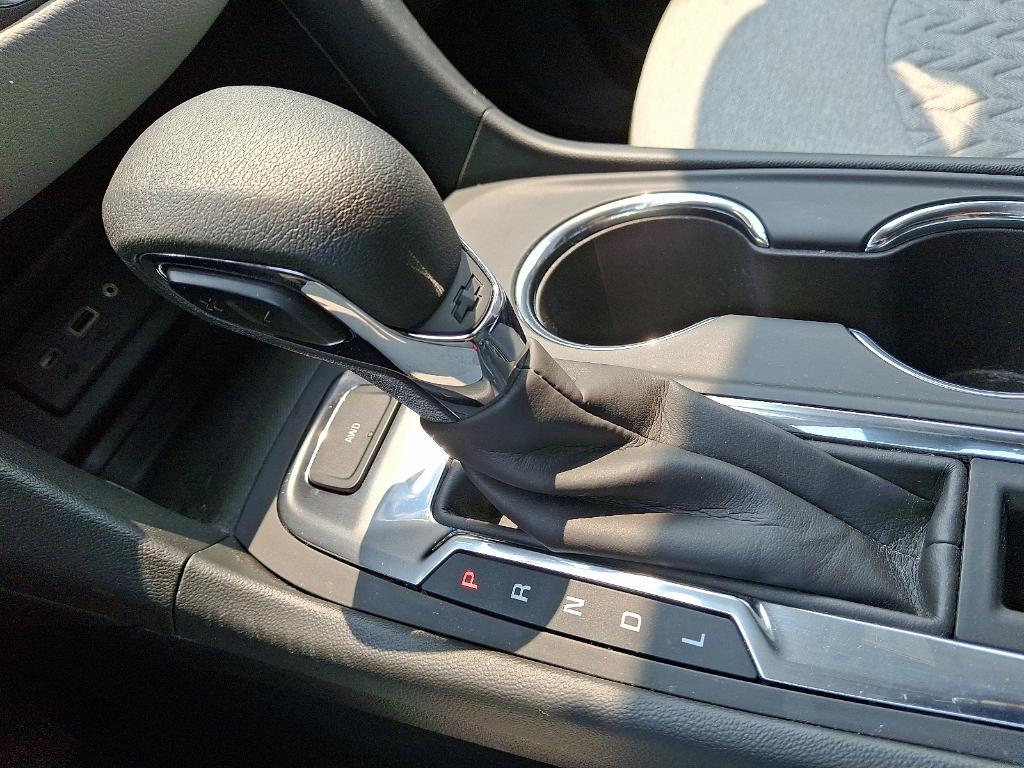 used 2023 Chevrolet Equinox car, priced at $21,879