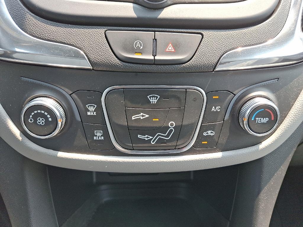 used 2023 Chevrolet Equinox car, priced at $21,879