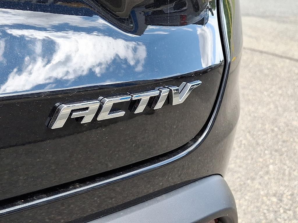 new 2025 Chevrolet Trax car, priced at $26,966