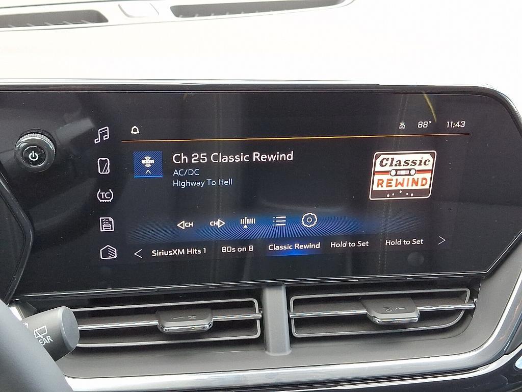 new 2025 Chevrolet Trax car, priced at $26,966