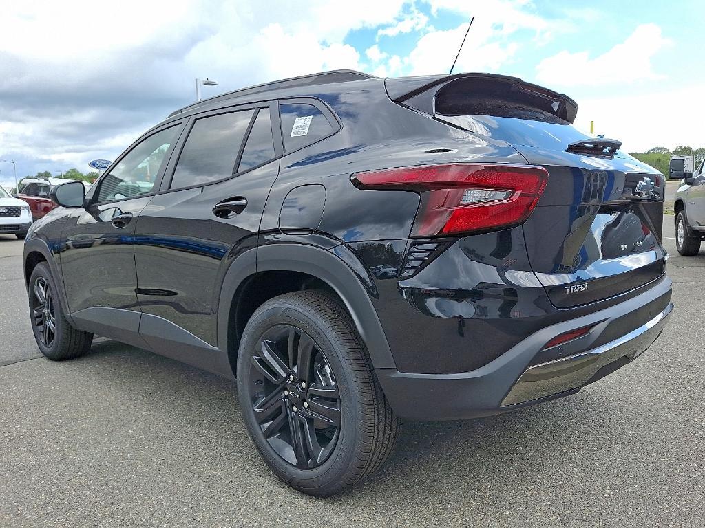 new 2025 Chevrolet Trax car, priced at $26,966