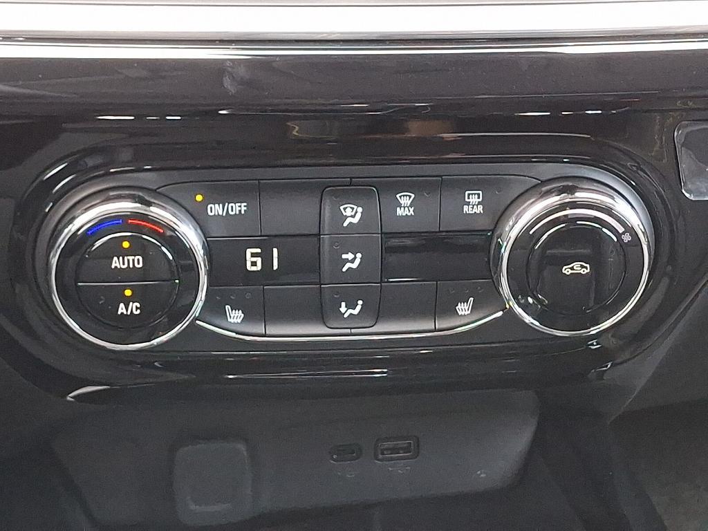 new 2025 Chevrolet Trax car, priced at $26,966