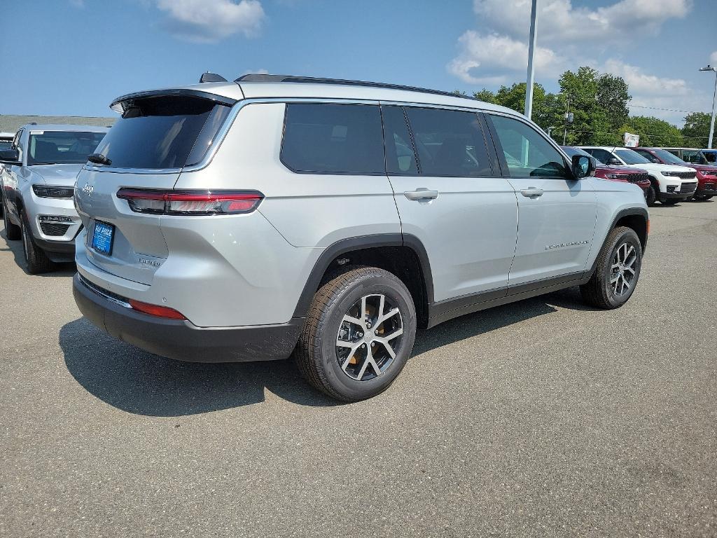 new 2024 Jeep Grand Cherokee L car, priced at $54,965