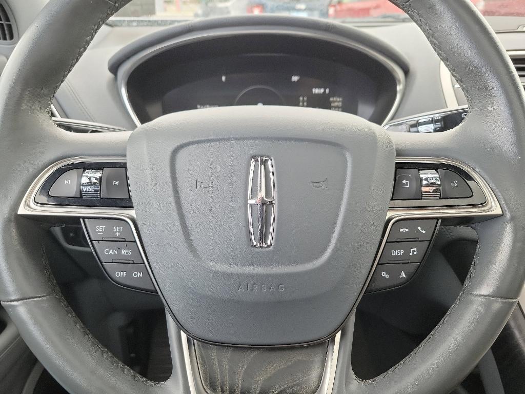 used 2020 Lincoln Nautilus car, priced at $31,096