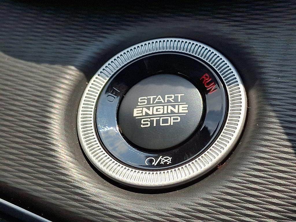 new 2025 Jeep Grand Cherokee L car, priced at $46,493