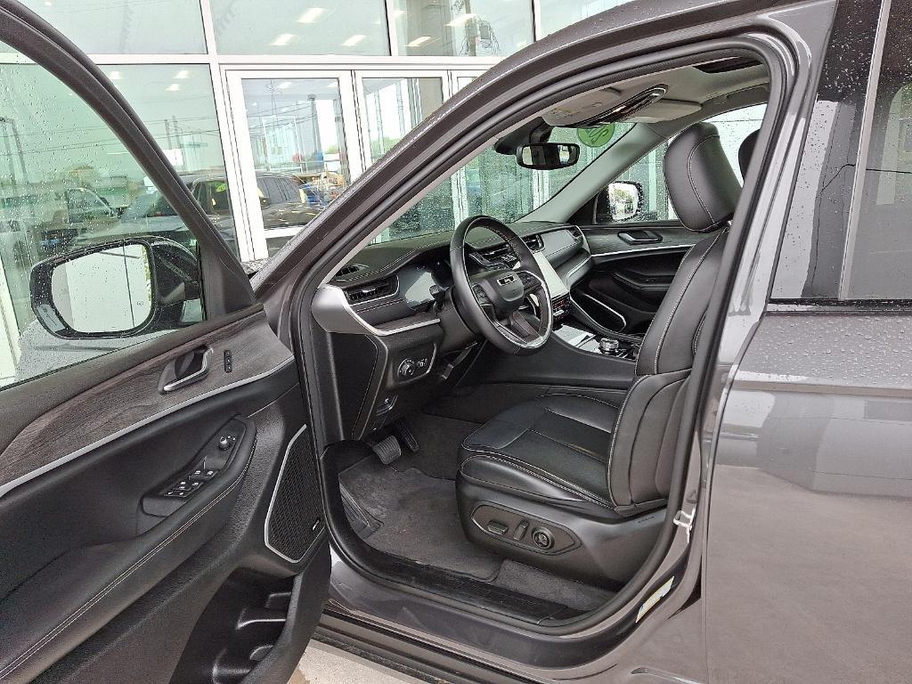 used 2021 Jeep Grand Cherokee L car, priced at $30,793