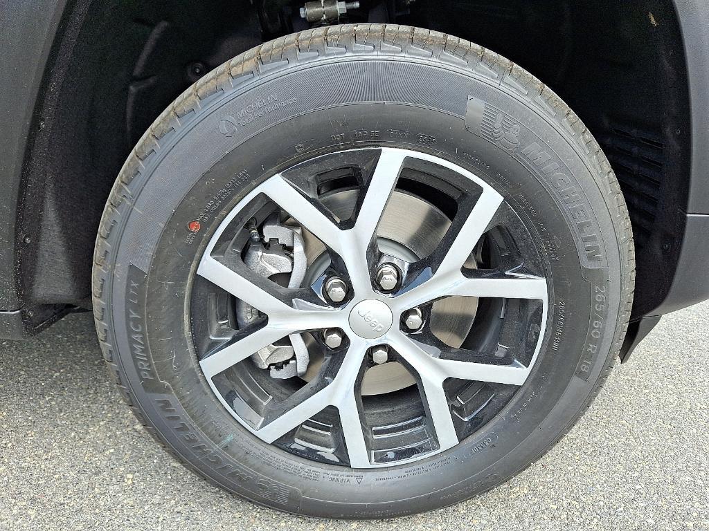 new 2025 Jeep Grand Cherokee L car, priced at $55,360