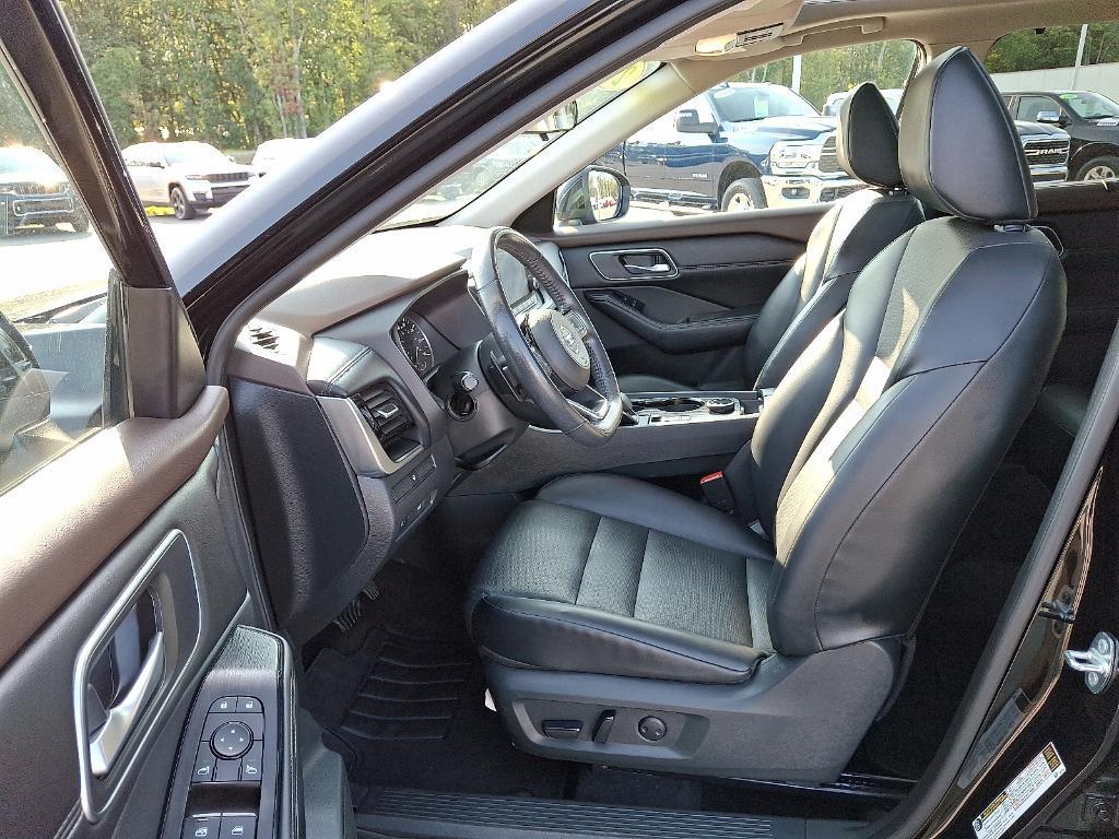 used 2021 Nissan Rogue car, priced at $21,998
