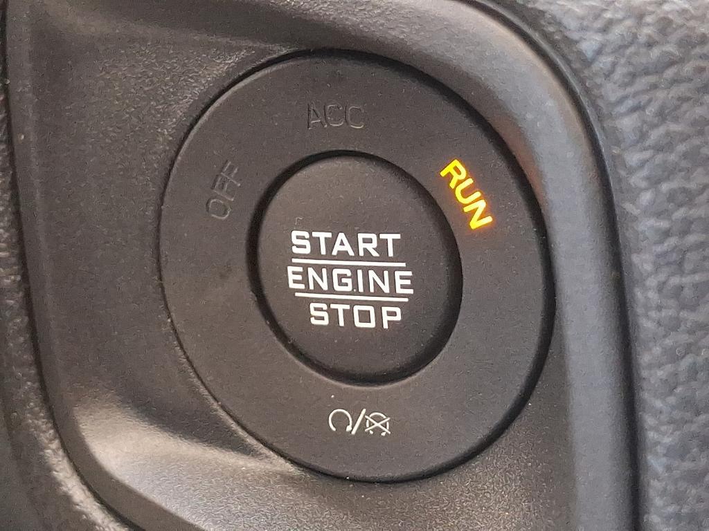 new 2025 Jeep Wrangler car, priced at $44,709