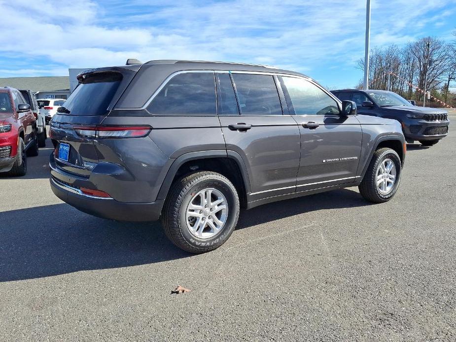 new 2024 Jeep Grand Cherokee car, priced at $42,330