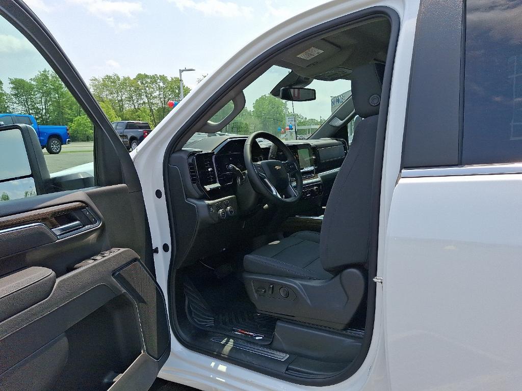 new 2025 Chevrolet Silverado 2500 car, priced at $77,284