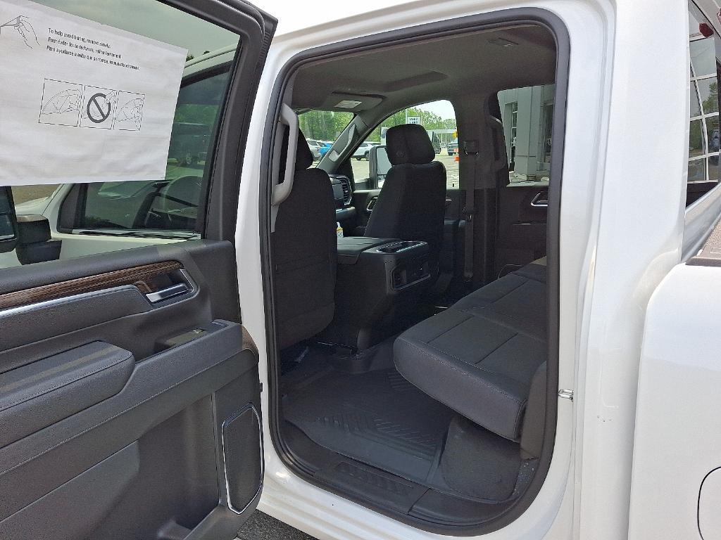 new 2025 Chevrolet Silverado 2500 car, priced at $77,284