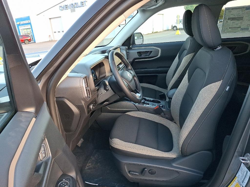 new 2025 Ford Bronco Sport car, priced at $35,972