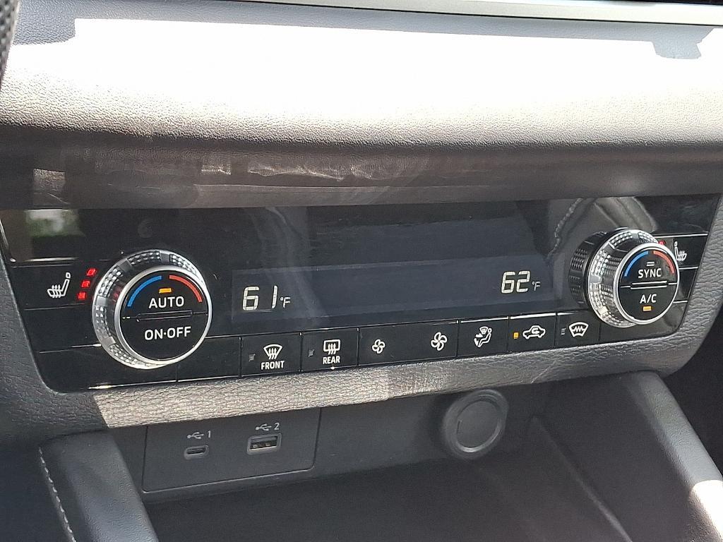 used 2023 Mitsubishi Outlander car, priced at $26,983