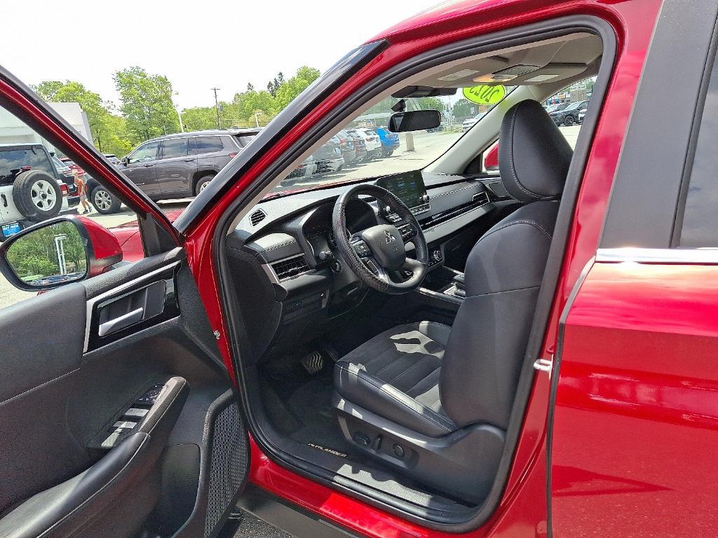 used 2023 Mitsubishi Outlander car, priced at $26,983