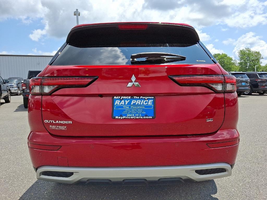 used 2023 Mitsubishi Outlander car, priced at $26,983