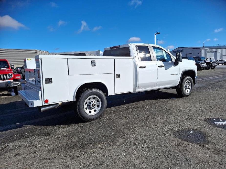 new 2025 Chevrolet Silverado 3500 car, priced at $82,615