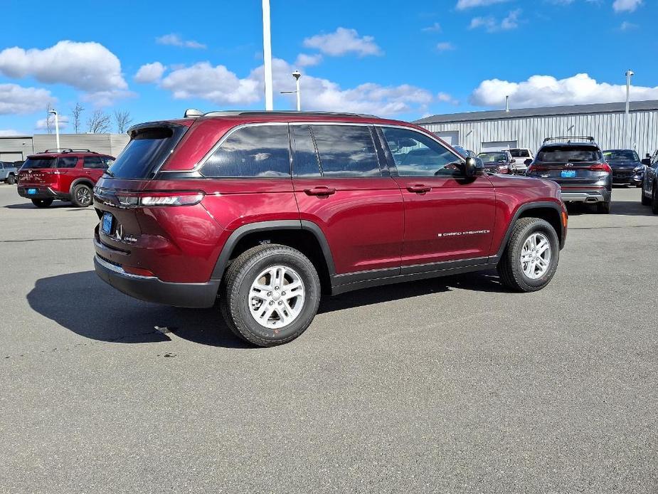 new 2024 Jeep Grand Cherokee car, priced at $42,330