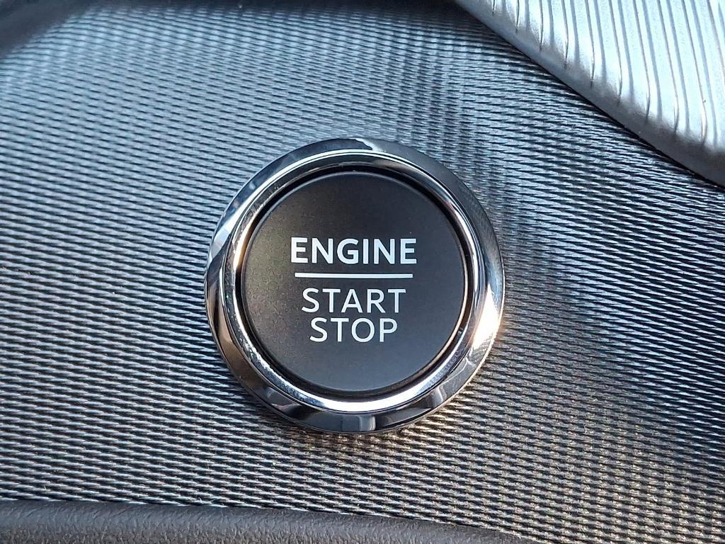 new 2025 Ford Explorer car, priced at $59,859