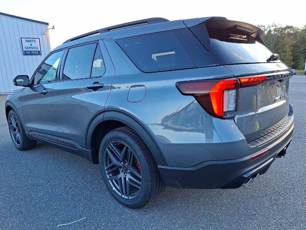new 2025 Ford Explorer car, priced at $59,859
