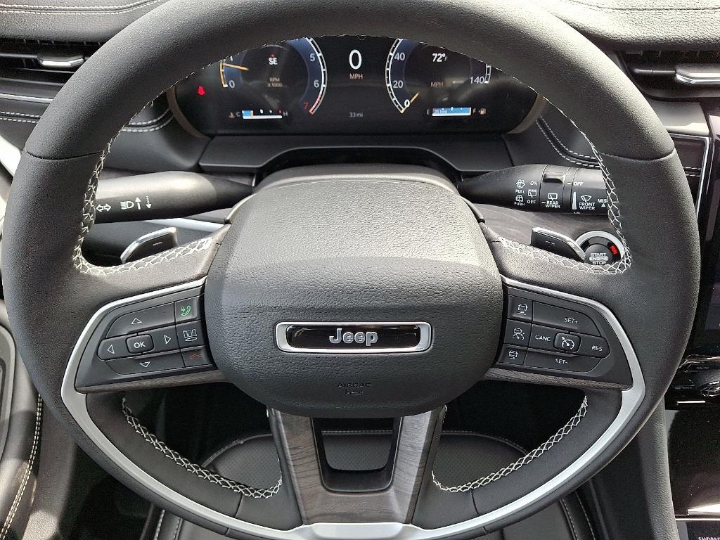 new 2025 Jeep Grand Cherokee car, priced at $53,373