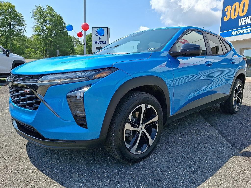 used 2025 Chevrolet Trax car, priced at $22,611