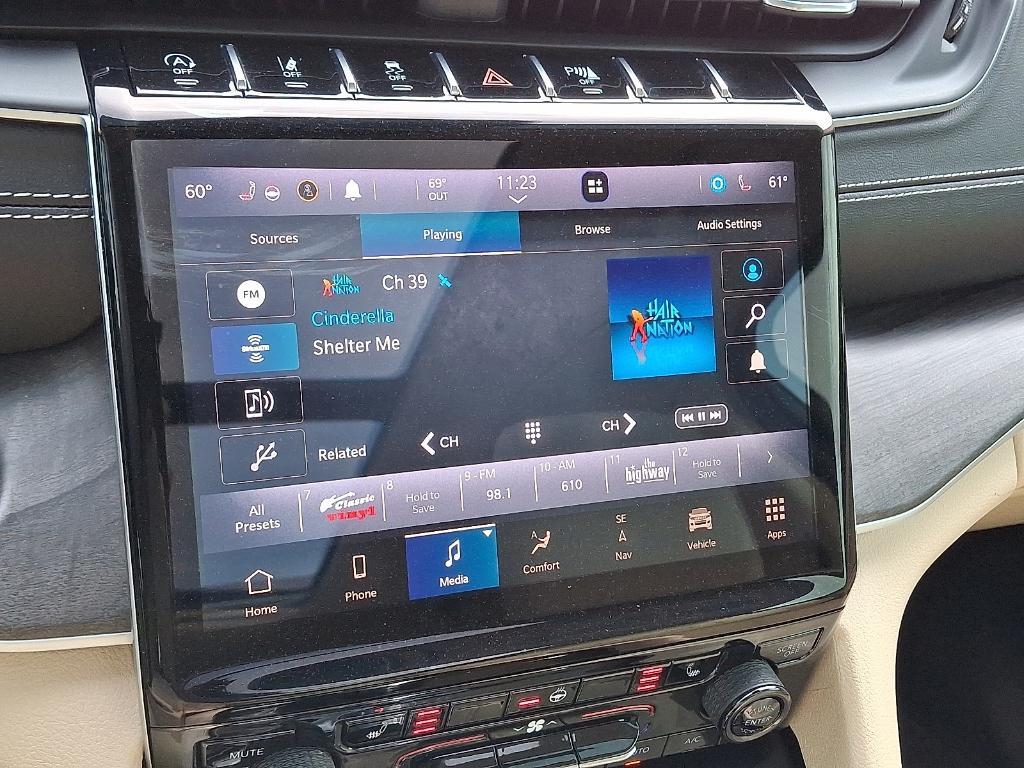 used 2021 Jeep Grand Cherokee L car, priced at $29,906
