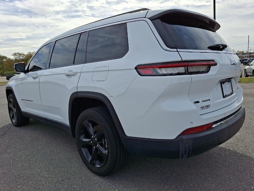 used 2021 Jeep Grand Cherokee L car, priced at $29,906