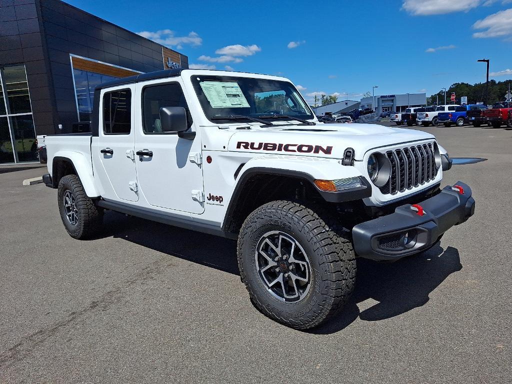 new 2025 Jeep Gladiator car, priced at $58,337