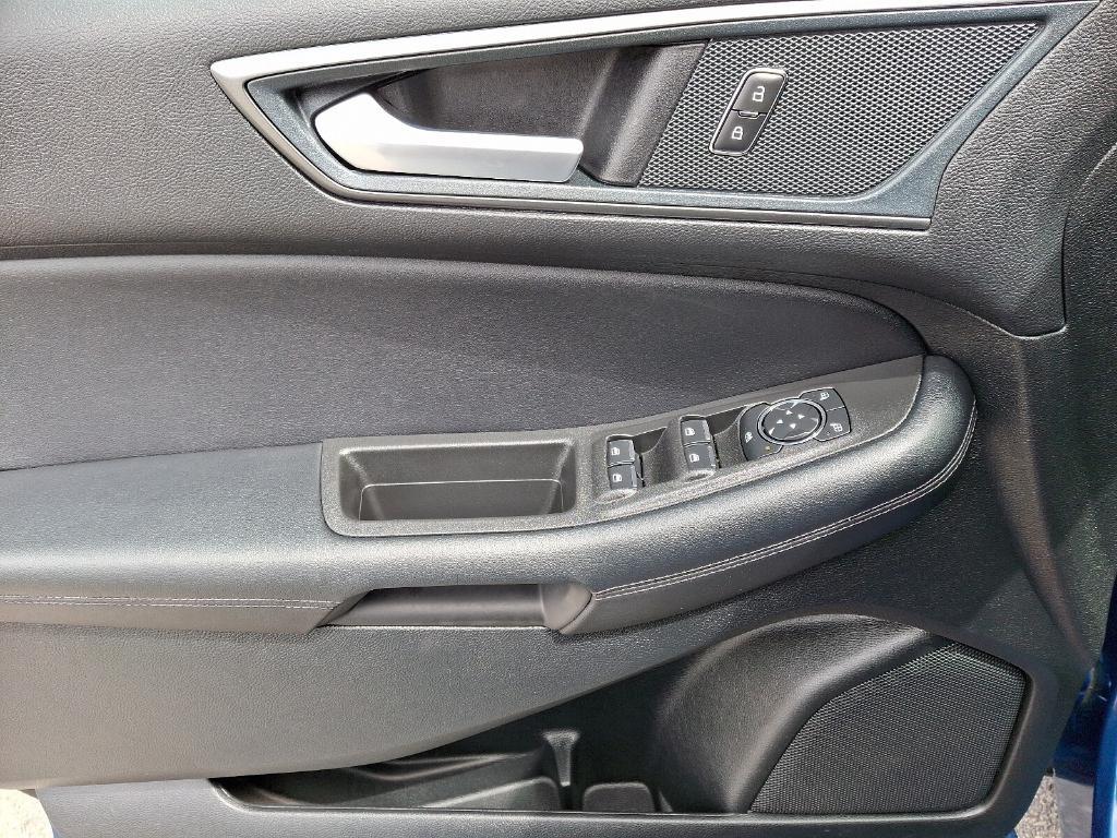 used 2024 Ford Edge car, priced at $32,644