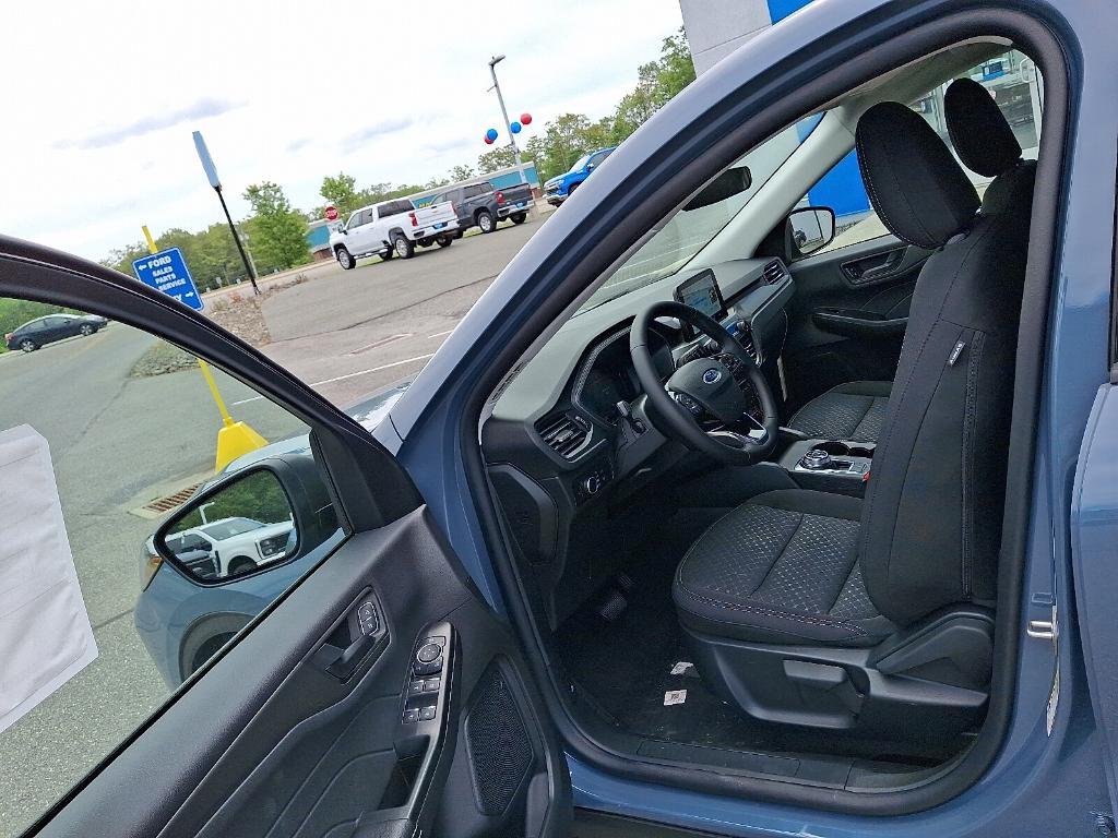 new 2025 Ford Escape car, priced at $31,609