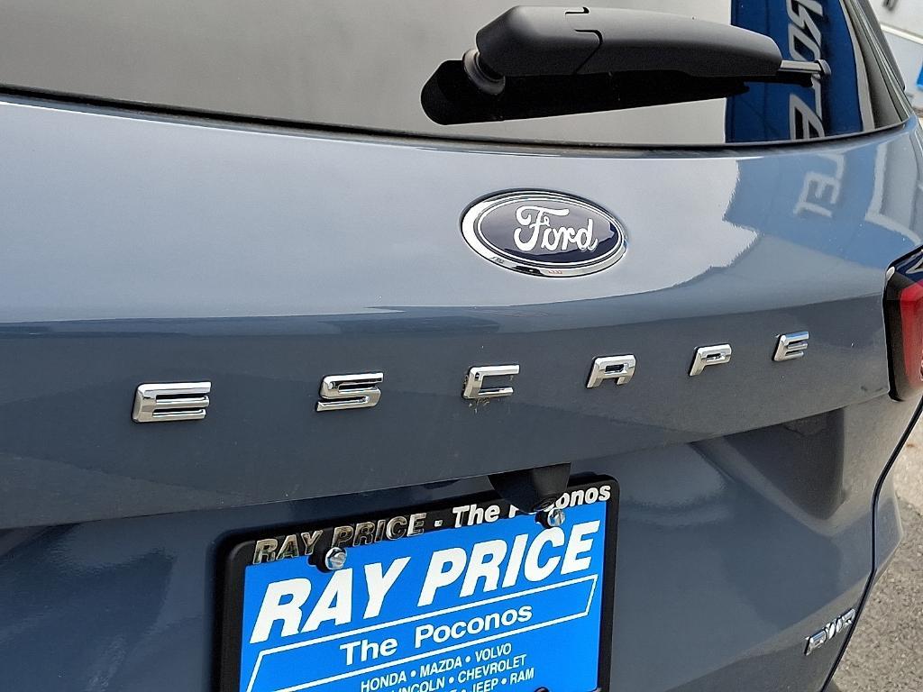 new 2025 Ford Escape car, priced at $31,609