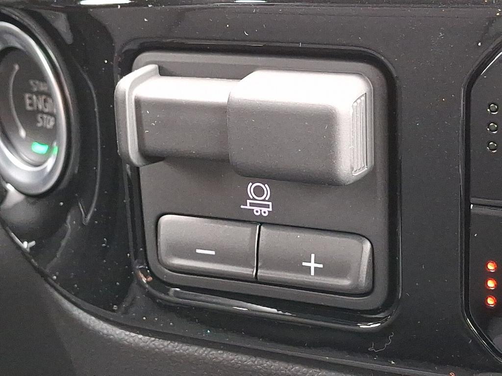 new 2025 Chevrolet Silverado 1500 car