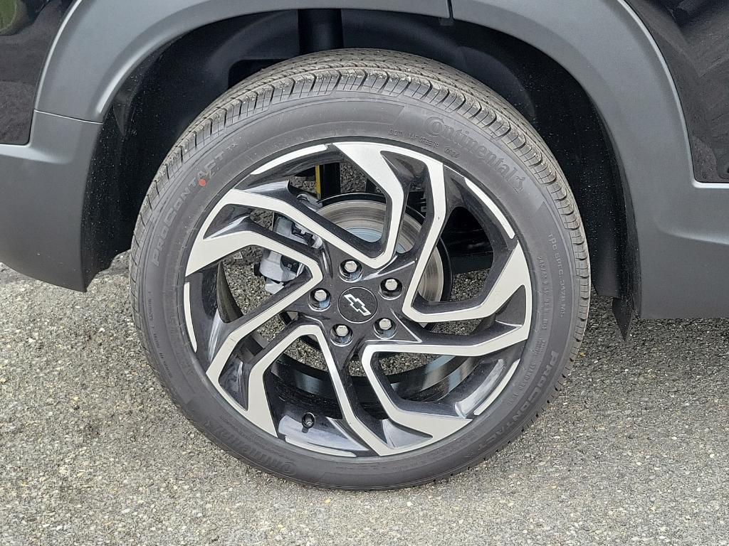 new 2025 Chevrolet TrailBlazer car, priced at $31,499