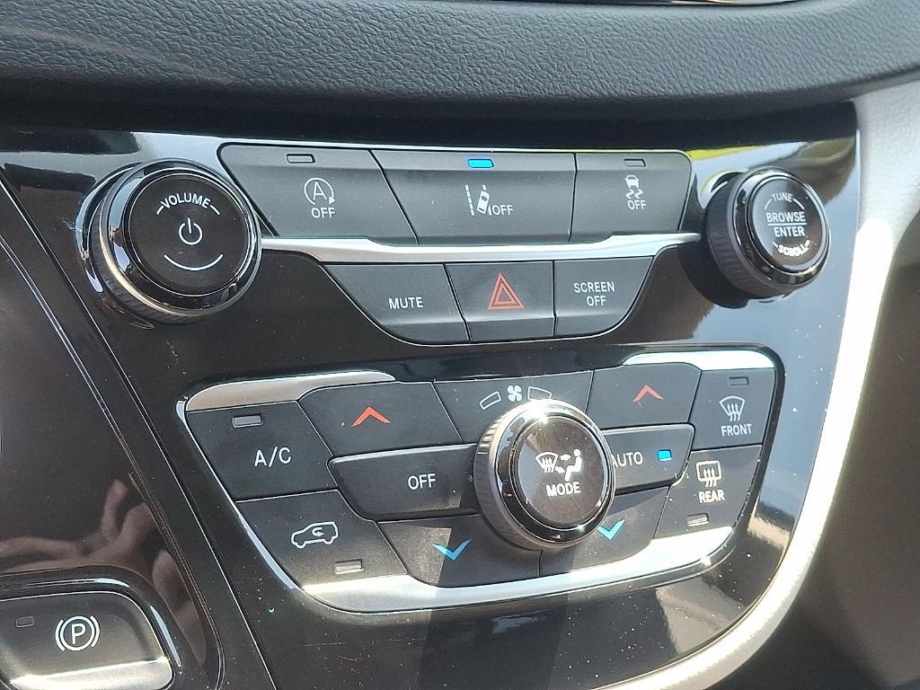 used 2022 Chrysler Pacifica car, priced at $22,998