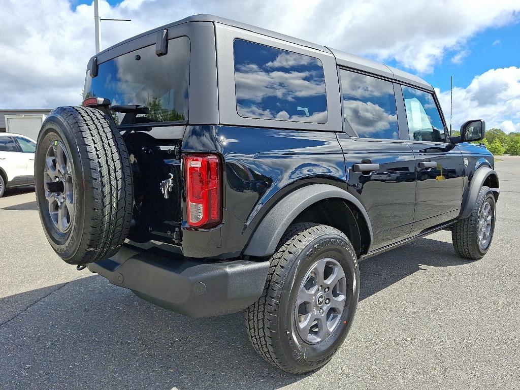 new 2025 Ford Bronco car, priced at $49,235