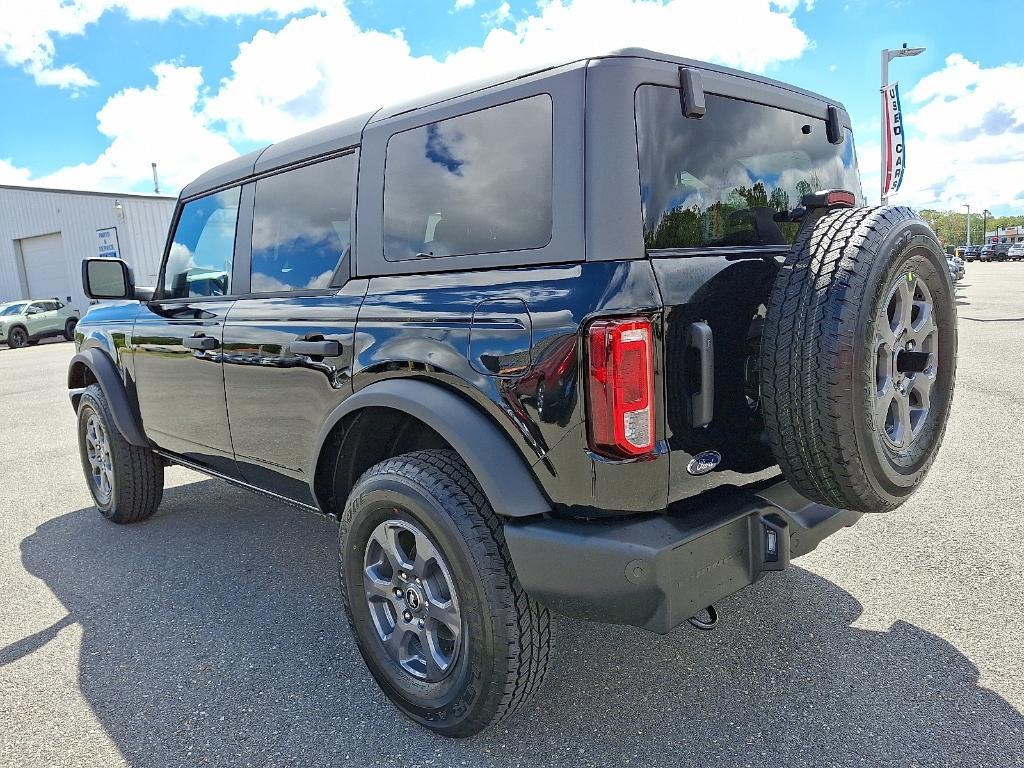new 2025 Ford Bronco car, priced at $49,235
