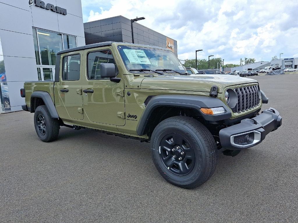new 2025 Jeep Gladiator car, priced at $42,662