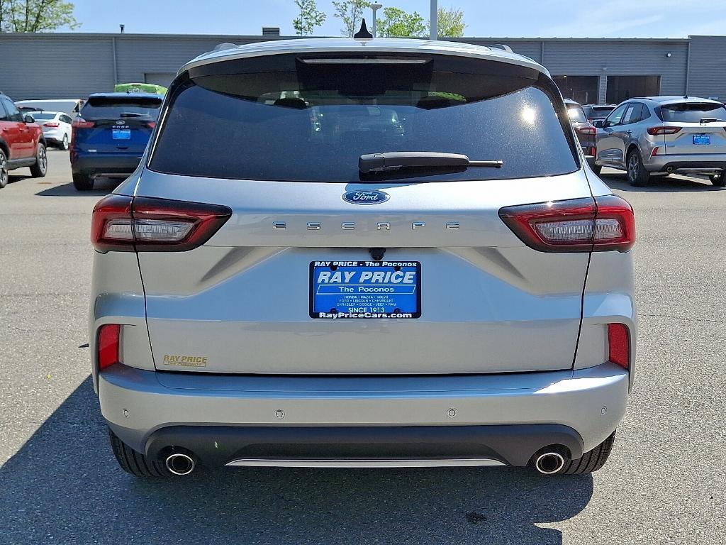 used 2023 Ford Escape car, priced at $25,762