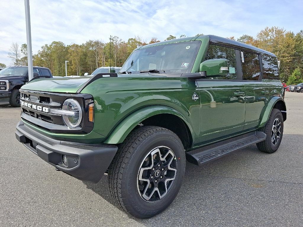 new 2025 Ford Bronco car, priced at $55,694