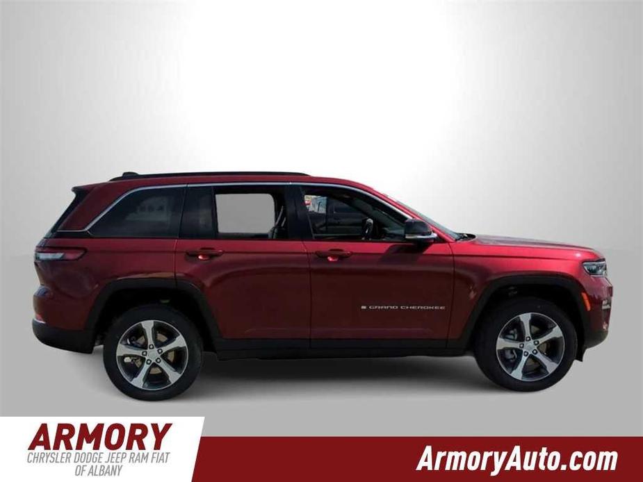 new 2024 Jeep Grand Cherokee car, priced at $54,877