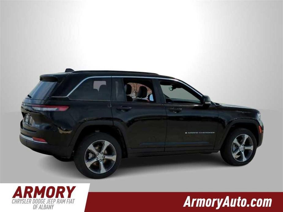 new 2024 Jeep Grand Cherokee car, priced at $56,459