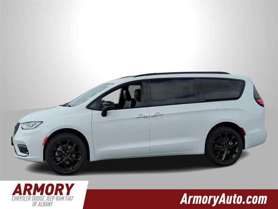 new 2024 Chrysler Pacifica car, priced at $51,887