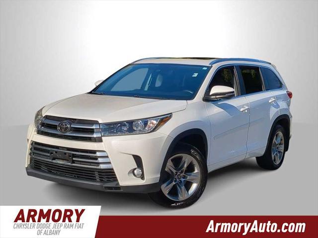 used 2017 Toyota Highlander car, priced at $19,899