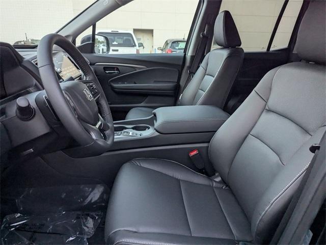 new 2025 Honda Ridgeline car, priced at $44,625