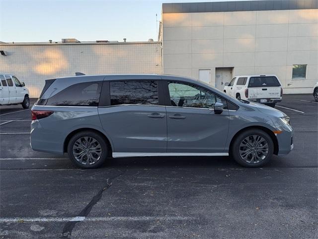 new 2025 Honda Odyssey car, priced at $48,460